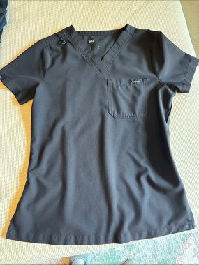 MedGear Black V-Neck Scrub Top